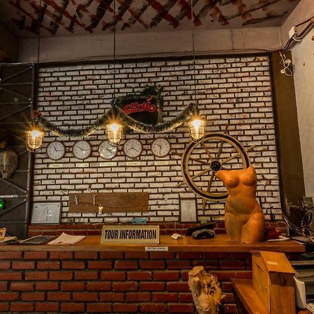 Phong Nha Gecko Hostel Dong Hoi Exterior photo