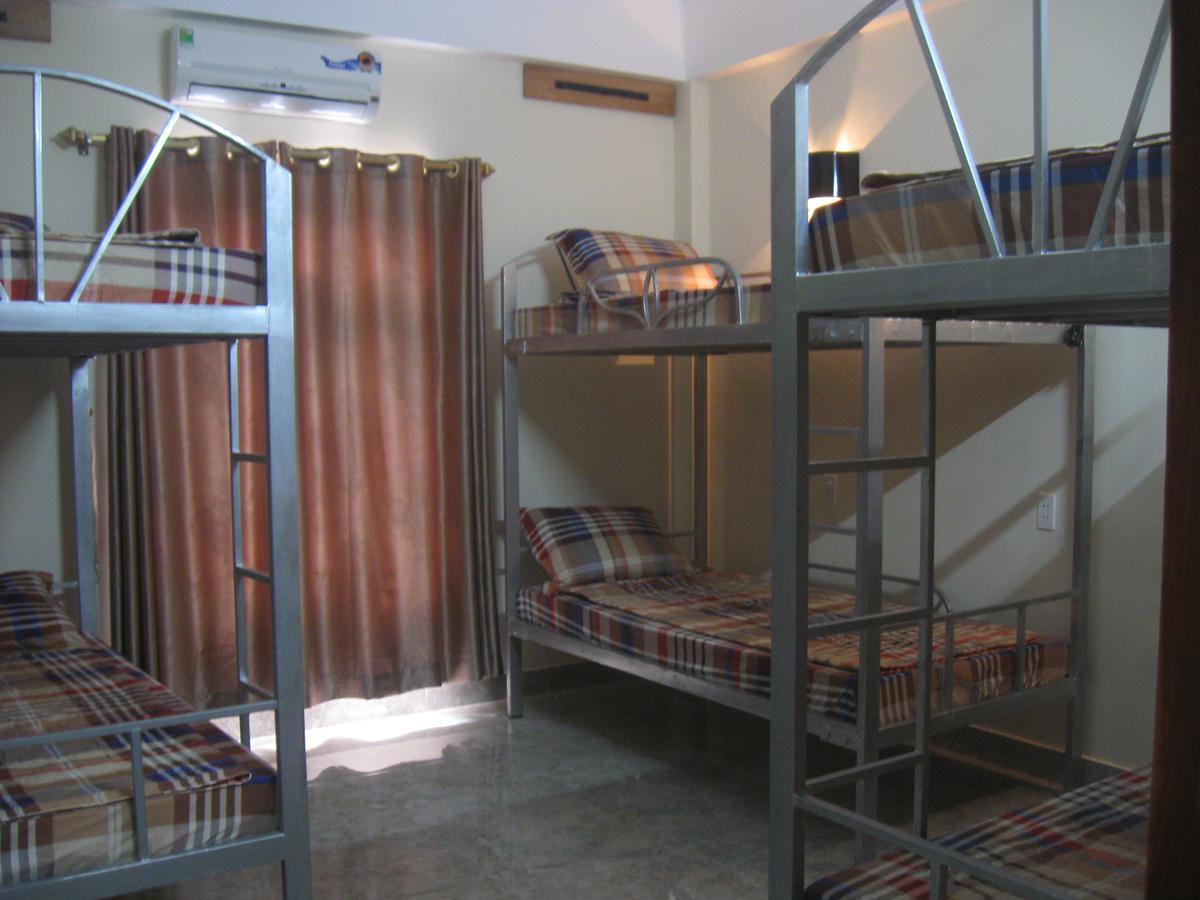 Phong Nha Gecko Hostel Dong Hoi Exterior photo